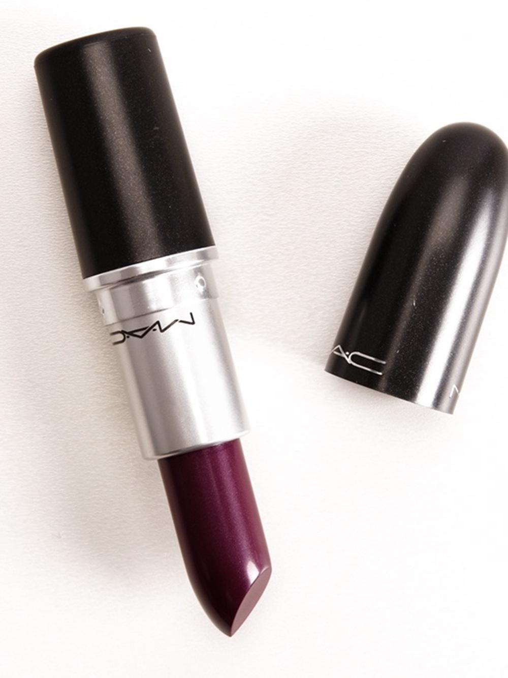 MAC Cosmetics Cremesheen Lipstick Quelle Surprise